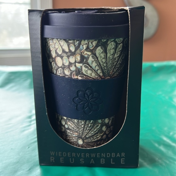 eCoffee Reusable Cup with Lid – Kai Leho – 14 oz - Picture 2 of 6